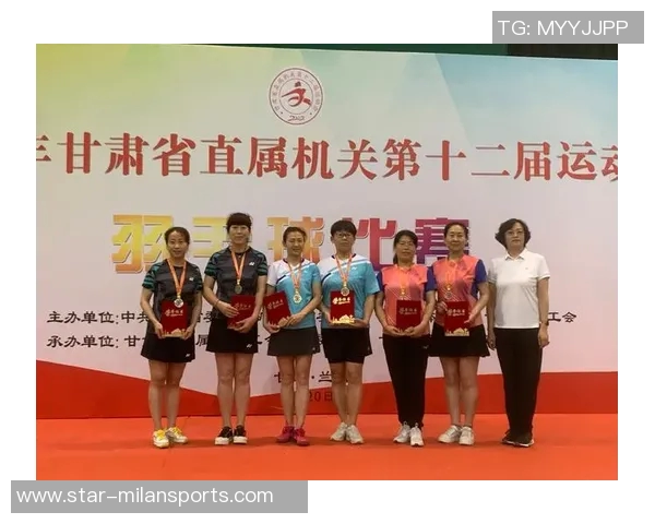 重庆羽毛球队与广州羽毛球队战术分析及赛后复盘探讨 重庆羽毛球队与广州羽毛球队战术分析及赛后复盘探讨